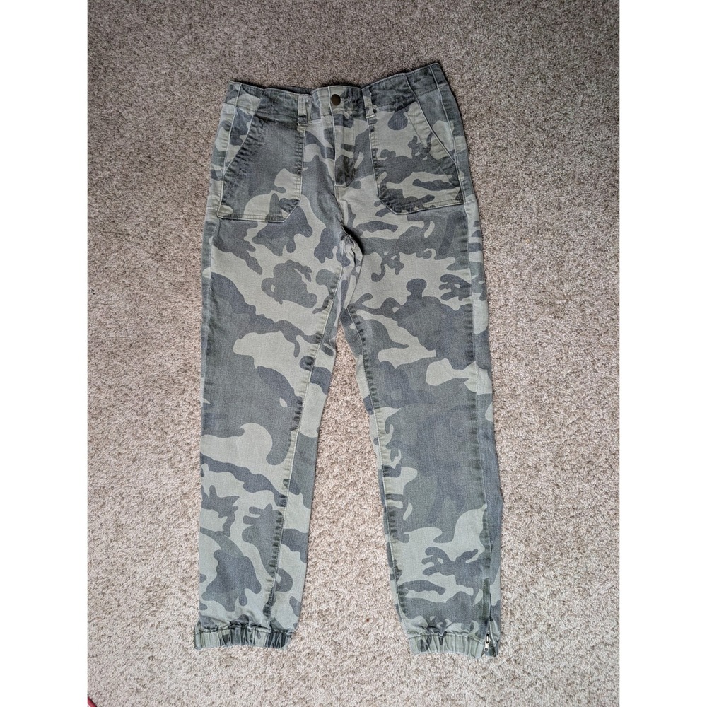 Boston Proper Women's Size 8 Green Camo Cropped Cargo Pants Ankle Zip Jogger